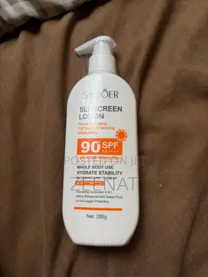 Sadoer Sunscreen Lotion SPF 90+ PA+ (220g)
