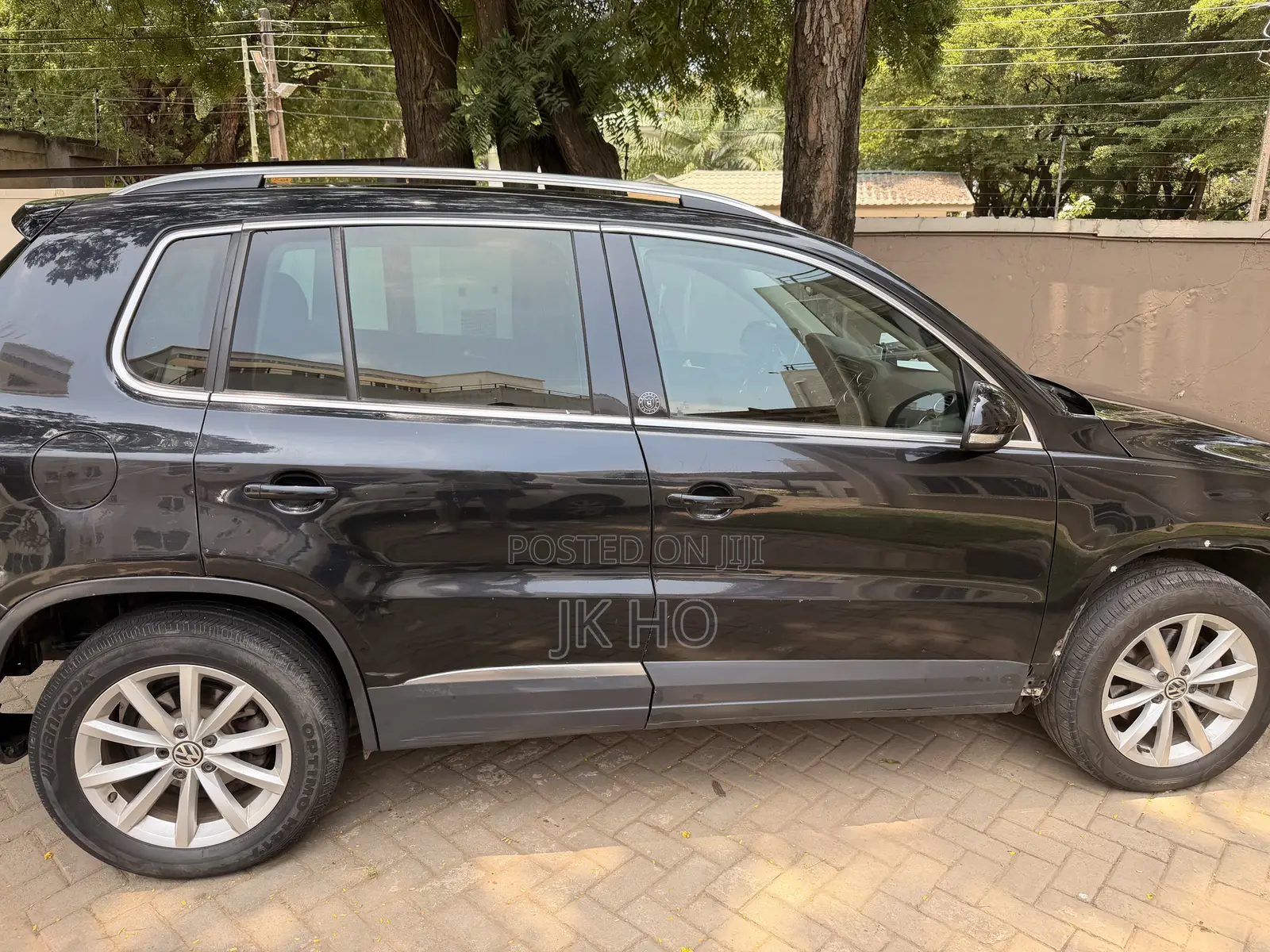 Volkswagen Tiguan 2.0T Wolfsburg Edition FWD 2017 Black
