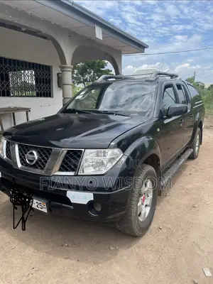 Nissan Navara 2015 Black