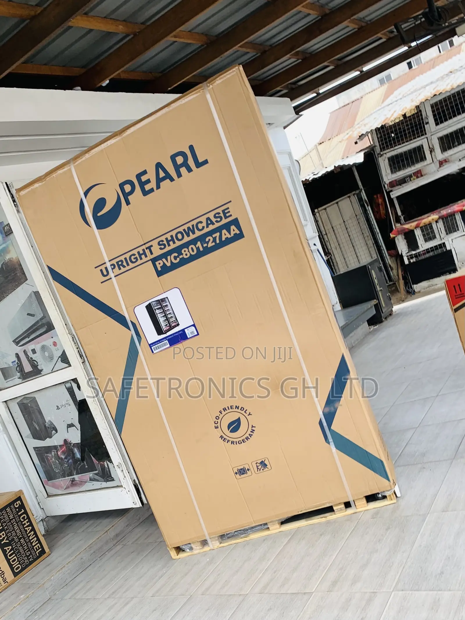 Most Unique Pearl 690 Liters Double Door (Glass Display) Black