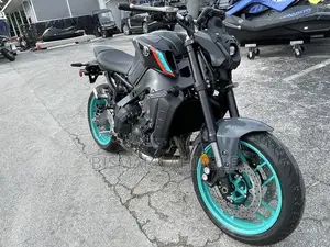 Yamaha 2023 Gray