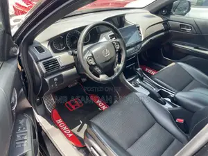 Honda Accord Sport (2.0L 4cyl Turbo 10A) 2019 Black