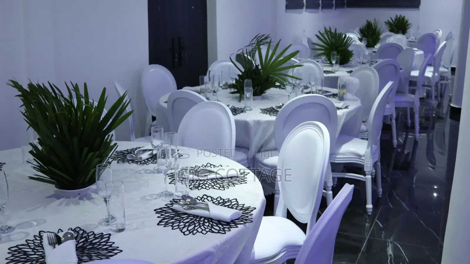 Small Indoor Event Centre for Parties and Meetings