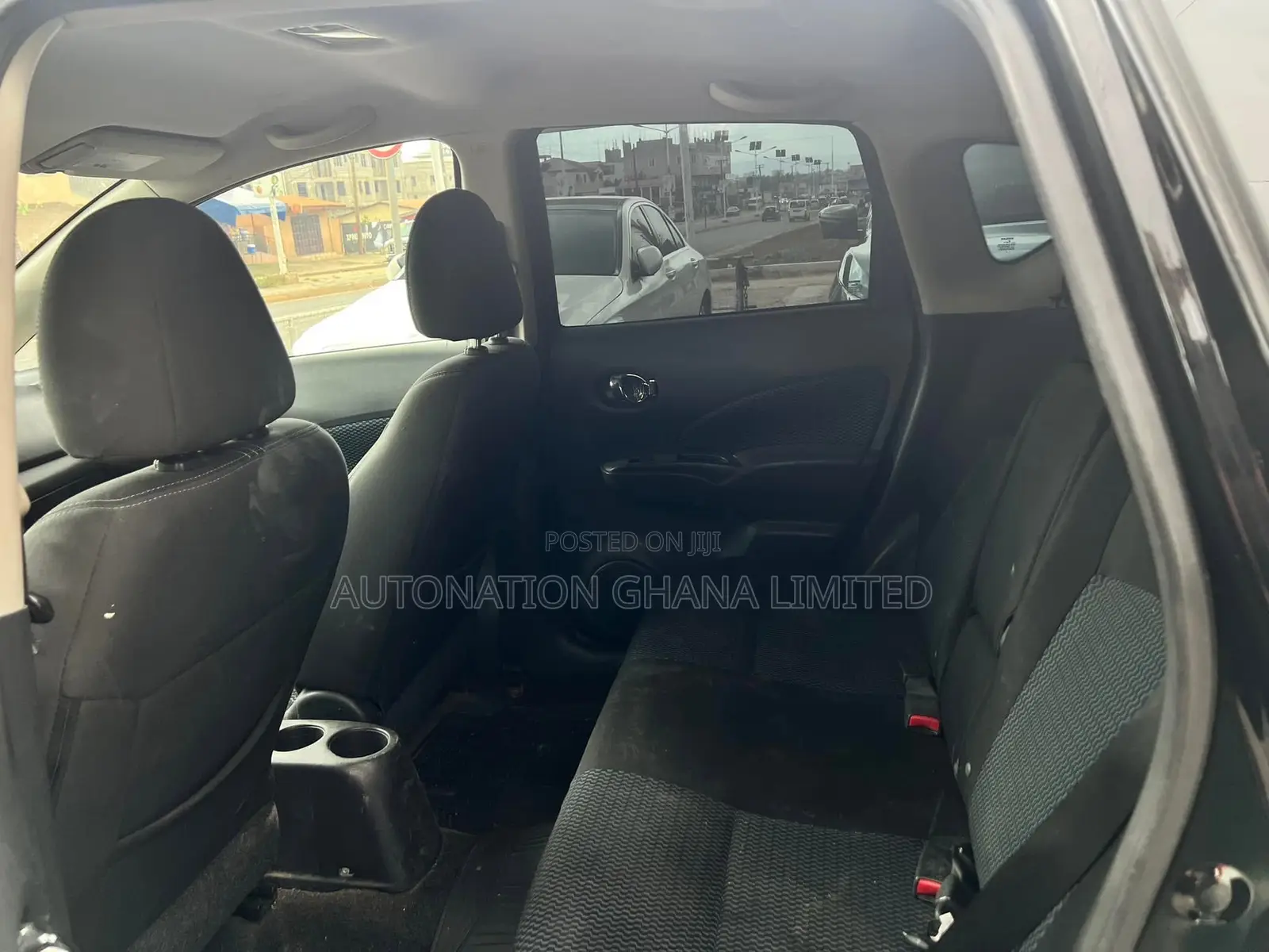 Nissan Versa 1.6 SV 4dr Sedan (1.6L 4cyl CVT) 2014 Black