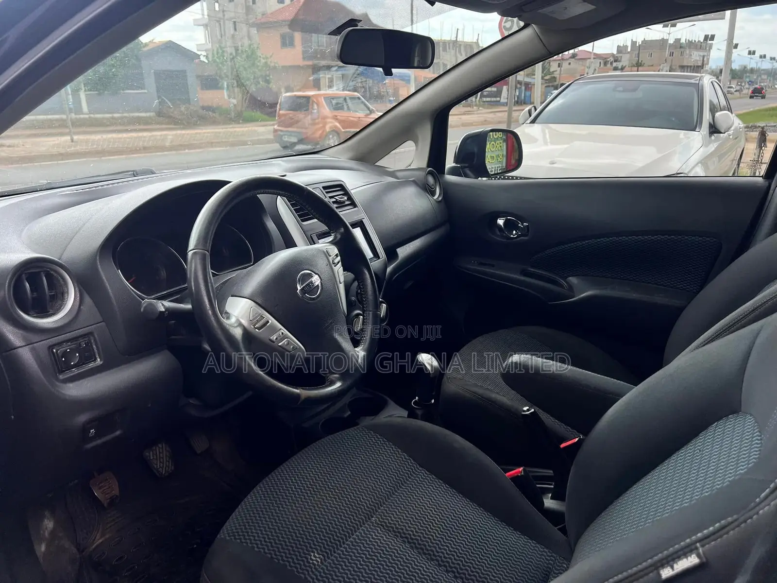 Nissan Versa 1.6 SV 4dr Sedan (1.6L 4cyl CVT) 2014 Black