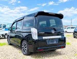 Honda Stepwgn 2013 Black