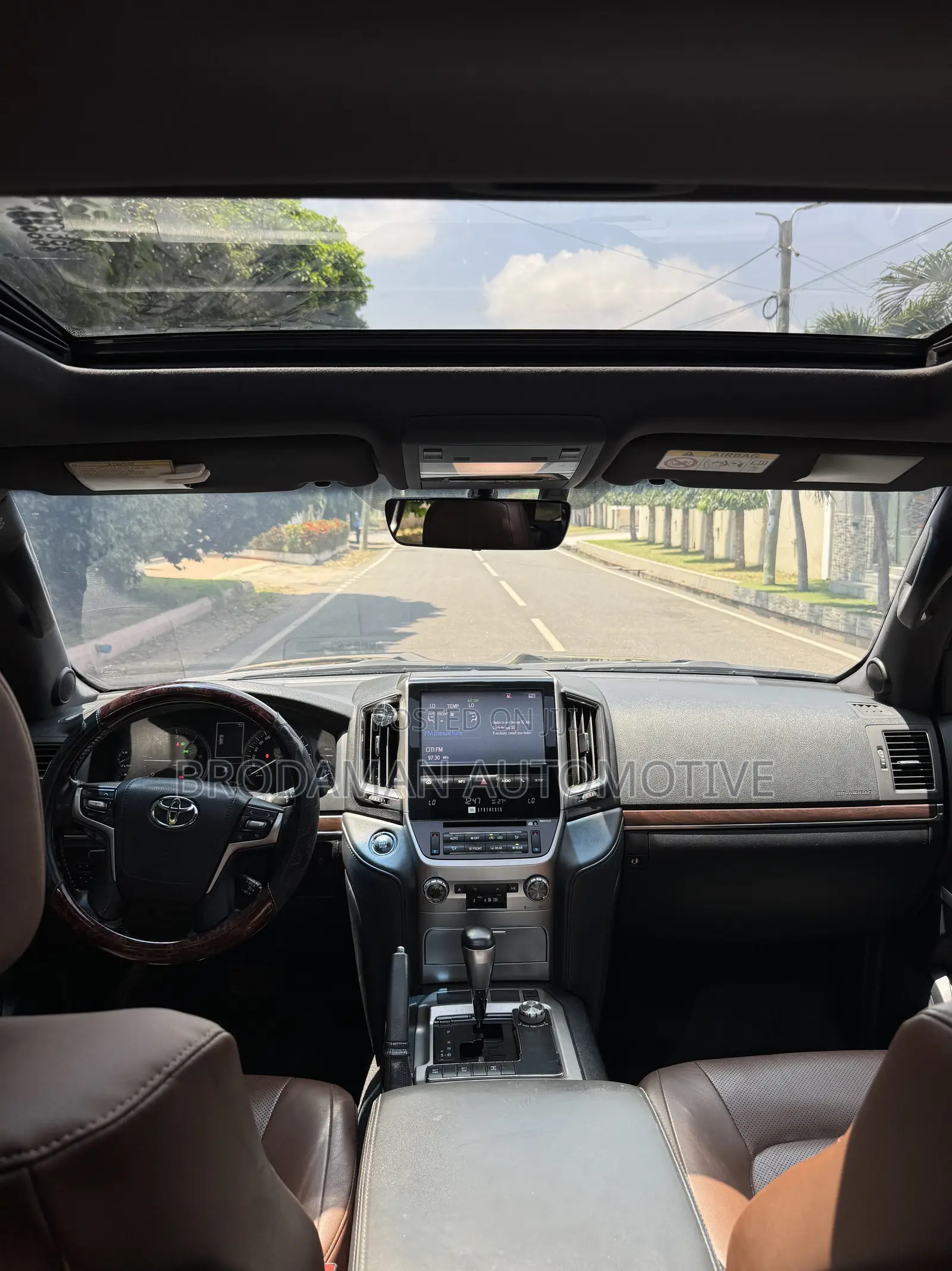 Toyota Land Cruiser 4.5 V8 GXR 2019 Black