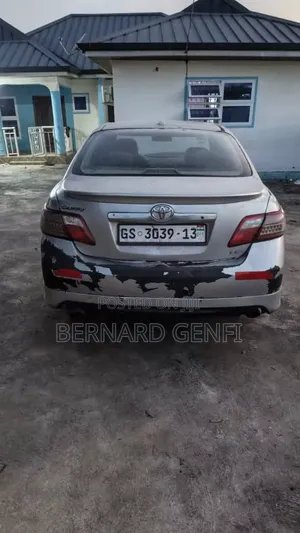 Toyota Camry Base 4dr Sedan (2.4L 4cyl 5M) 2009 Silver