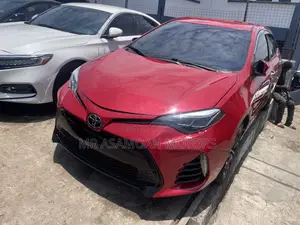 Toyota Corolla LE (1.8L 4cyl 2A) 2019 Red