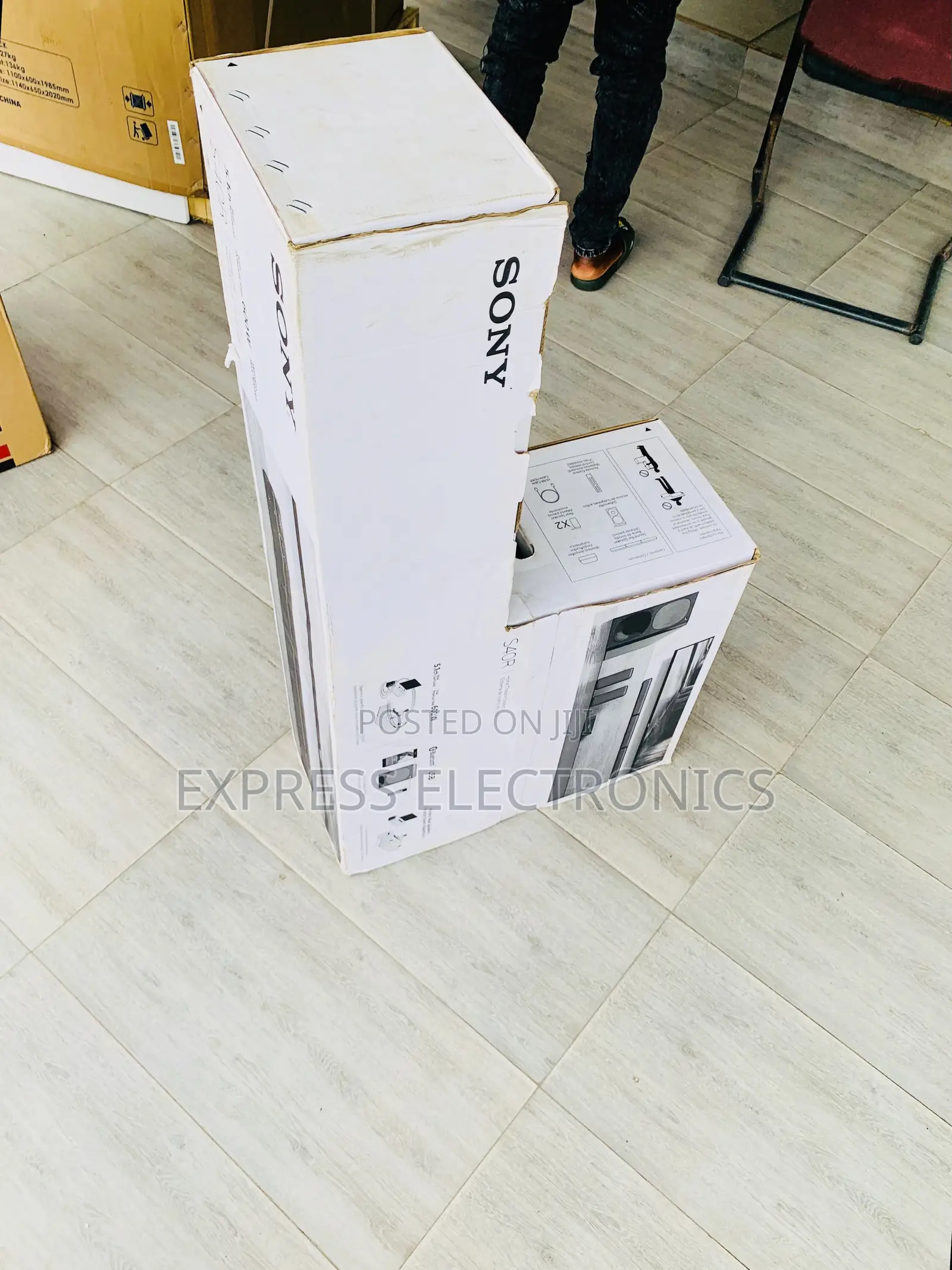 Lovely New HT-S40R Home Theatre System. Powerful 600W, 5.1ch Surround