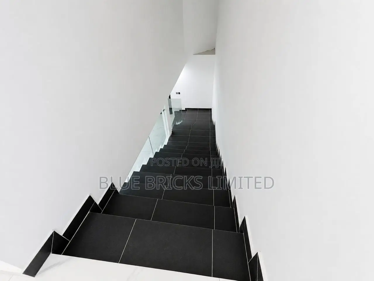 4bdrm House in East Legon Hills, Lake Side Estate for sale