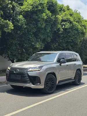 Lexus LX 600 2022 Gray