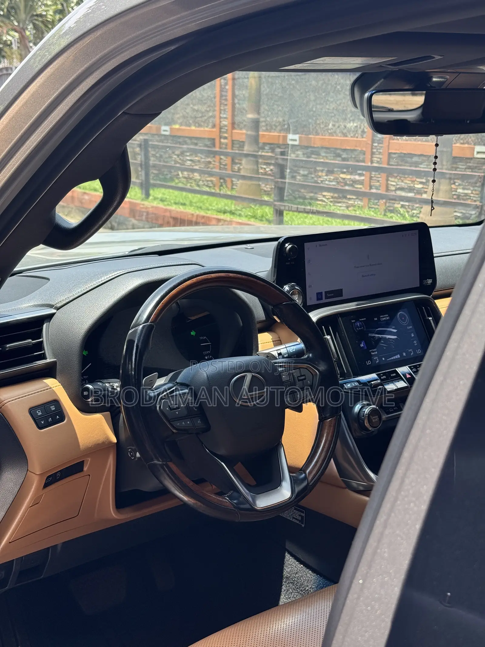 Lexus LX 600 2022 Gray