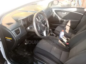 Hyundai Elantra 2015 White