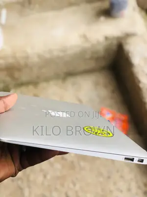 Laptop Apple MacBook Air 4GB Intel Core i5 SSD 256GB