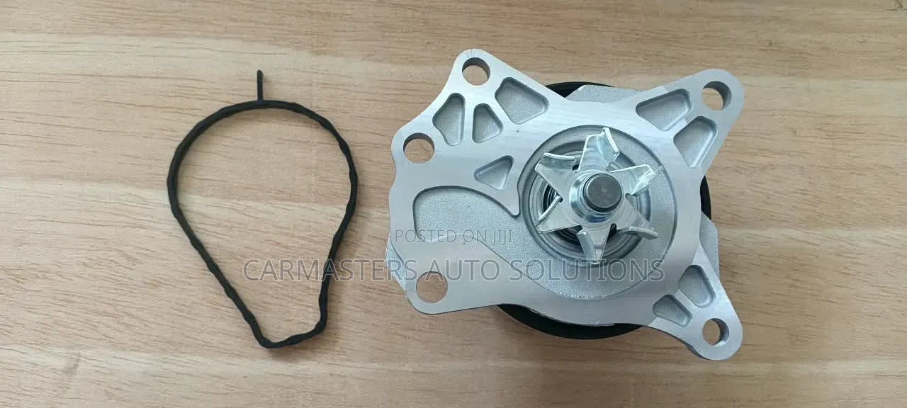 Yaris Water Pump GWT-142A Toyota Vitz Passo 1.0L