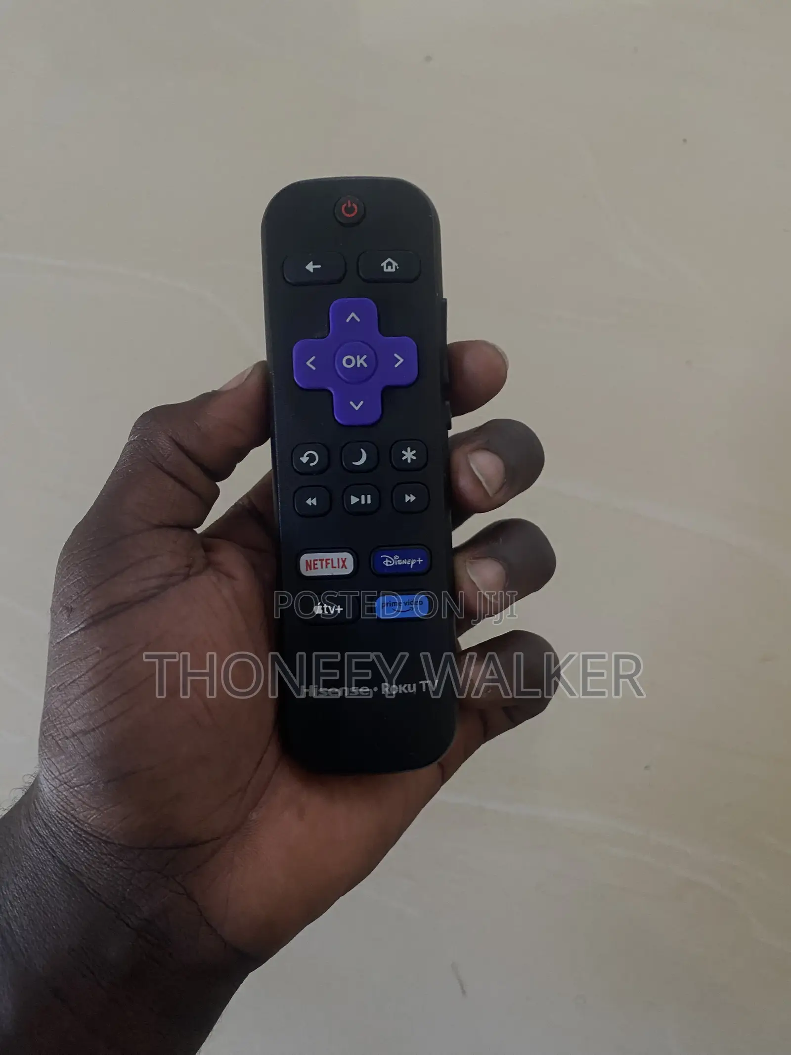 Hisense 40” Smart TV – Clean Perfect Working Condition + Remote