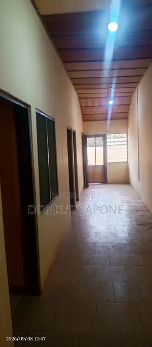 2bdrm House in Ampomaah Last Stop, Amrahia for rent