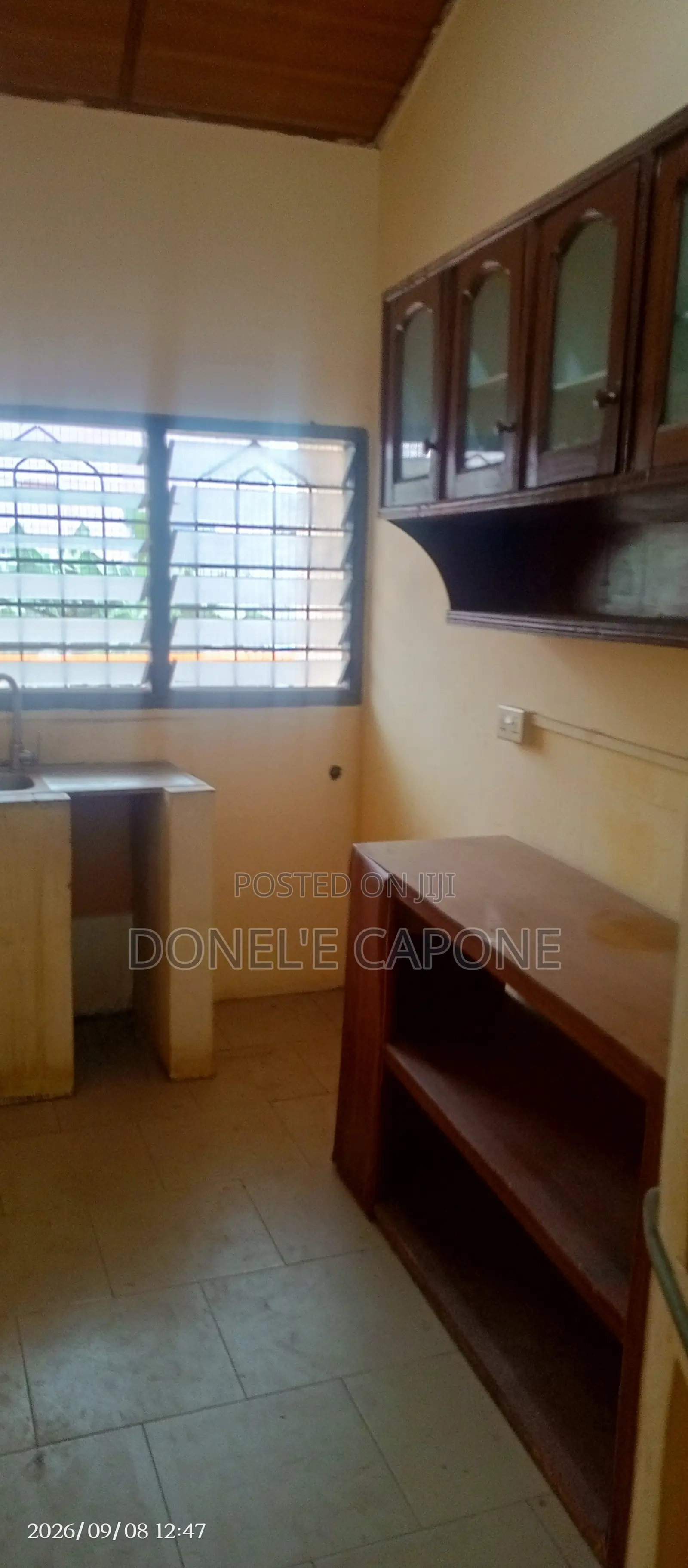 2bdrm House in Ampomaah Last Stop, Amrahia for rent