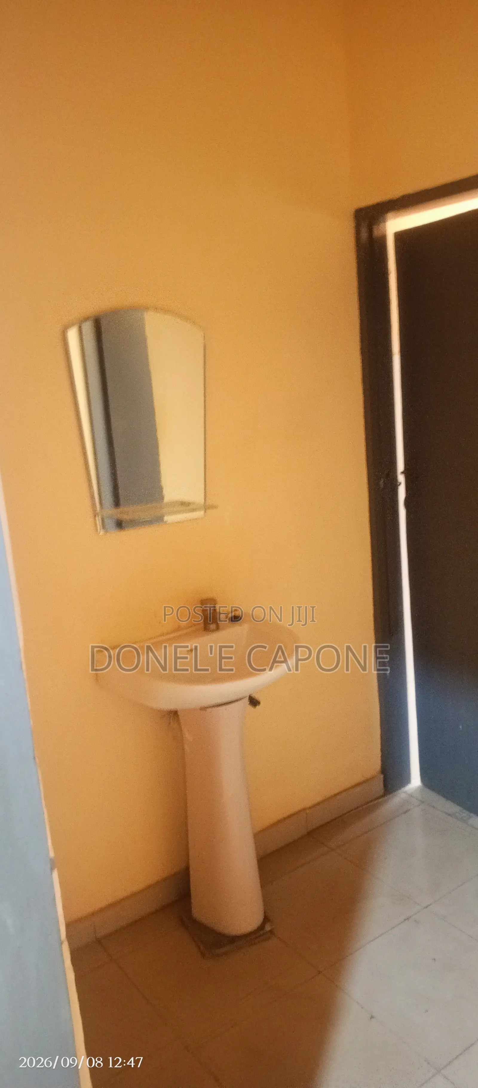 2bdrm House in Ampomaah Last Stop, Amrahia for rent
