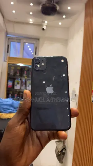 New Apple iPhone 11 64 GB Black