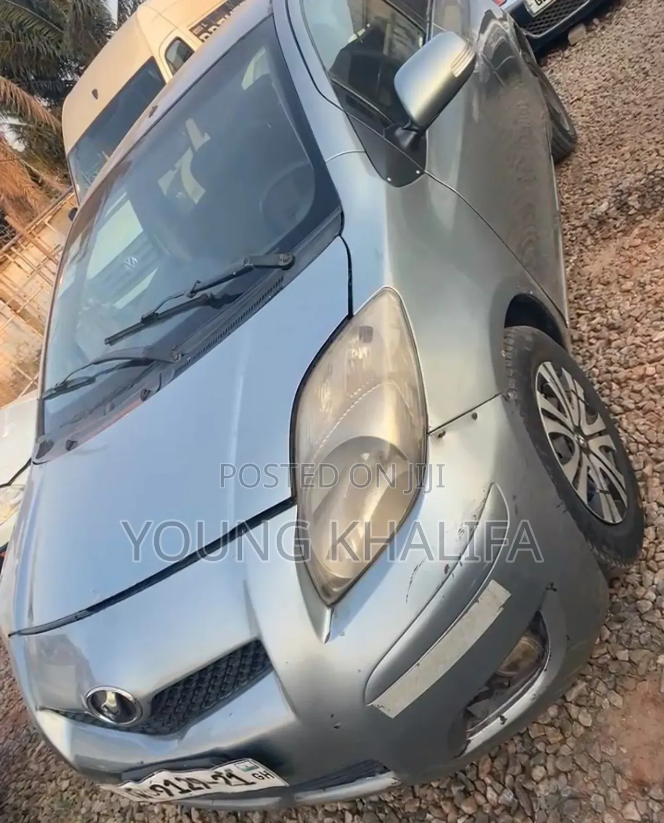Toyota Vitz 2010 Gray