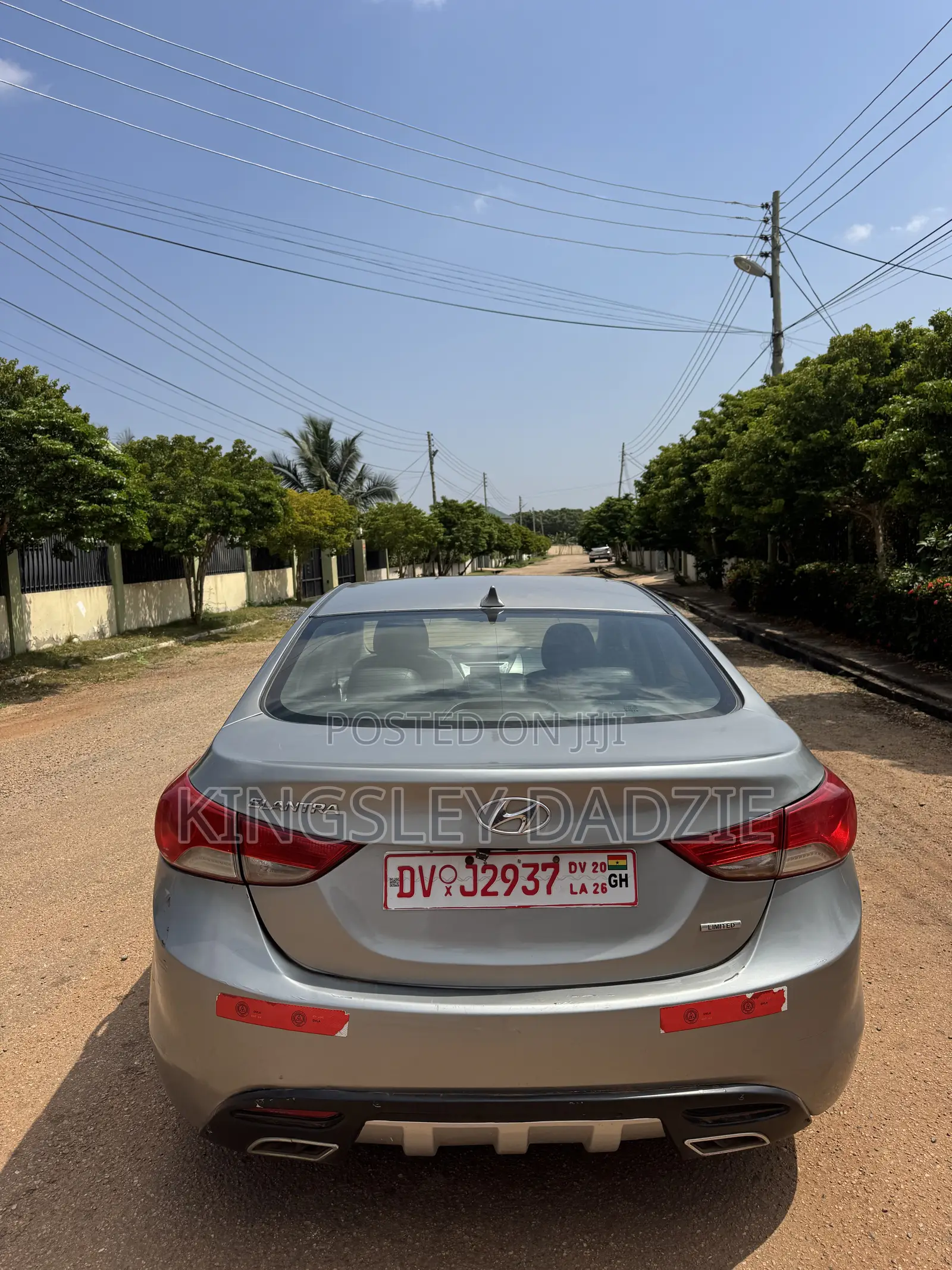 Hyundai Elantra 2011 Silver