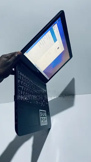 Laptop Sony VAIO Fit 15 SVF1521P2EB 8GB Intel Core i5 HDD 500GB