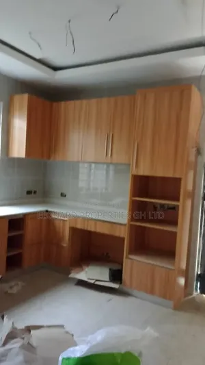 4bdrm House in Ebenard Properties, Baatsona Total for sale
