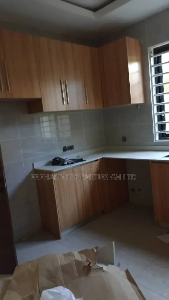 4bdrm House in Ebenard Properties, Baatsona Total for sale