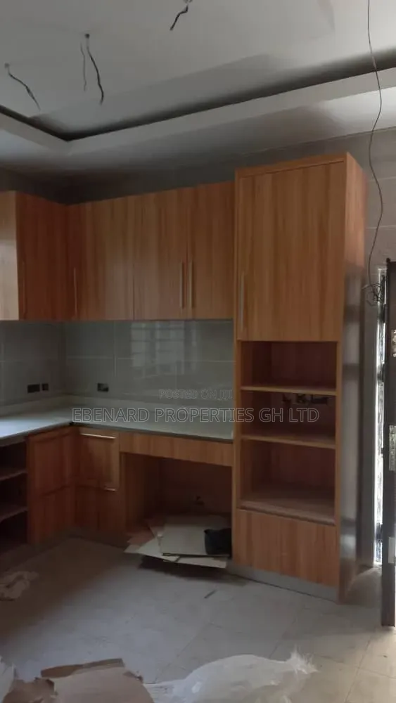 4bdrm House in Ebenard Properties, Baatsona Total for sale