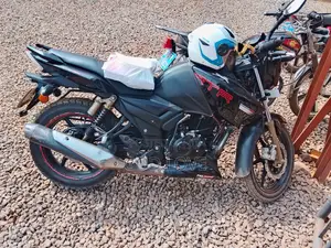TVS Apache 180 RTR 2023 Black