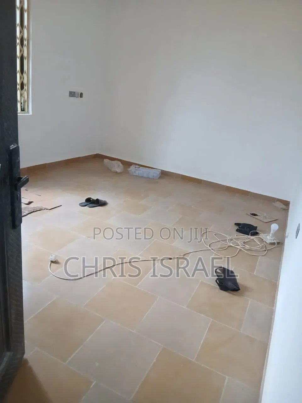 1bdrm Room & Parlour in Malejor School for rent