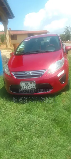 Ford Fiesta 2013 Red
