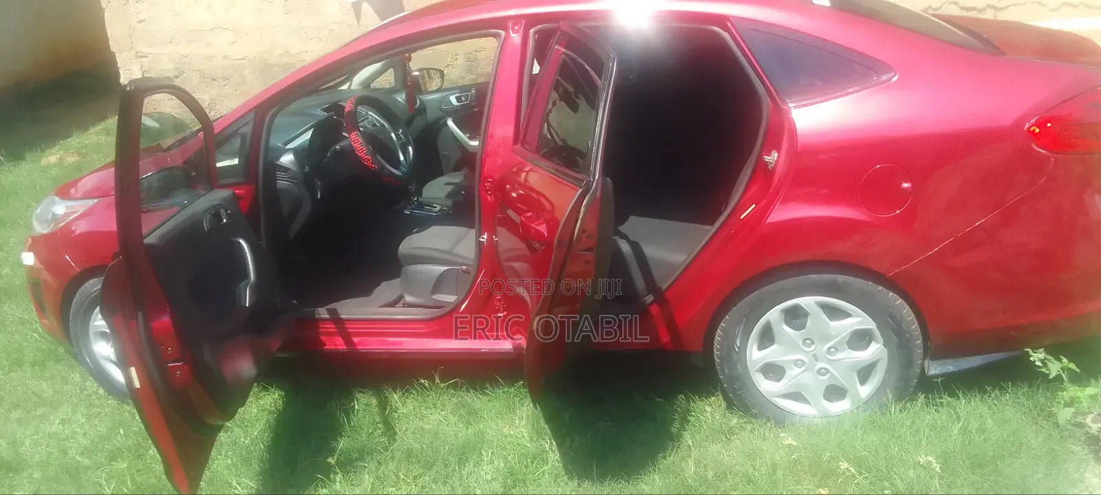 Ford Fiesta 2013 Red