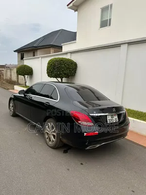 Mercedes-Benz C300 2016 Black