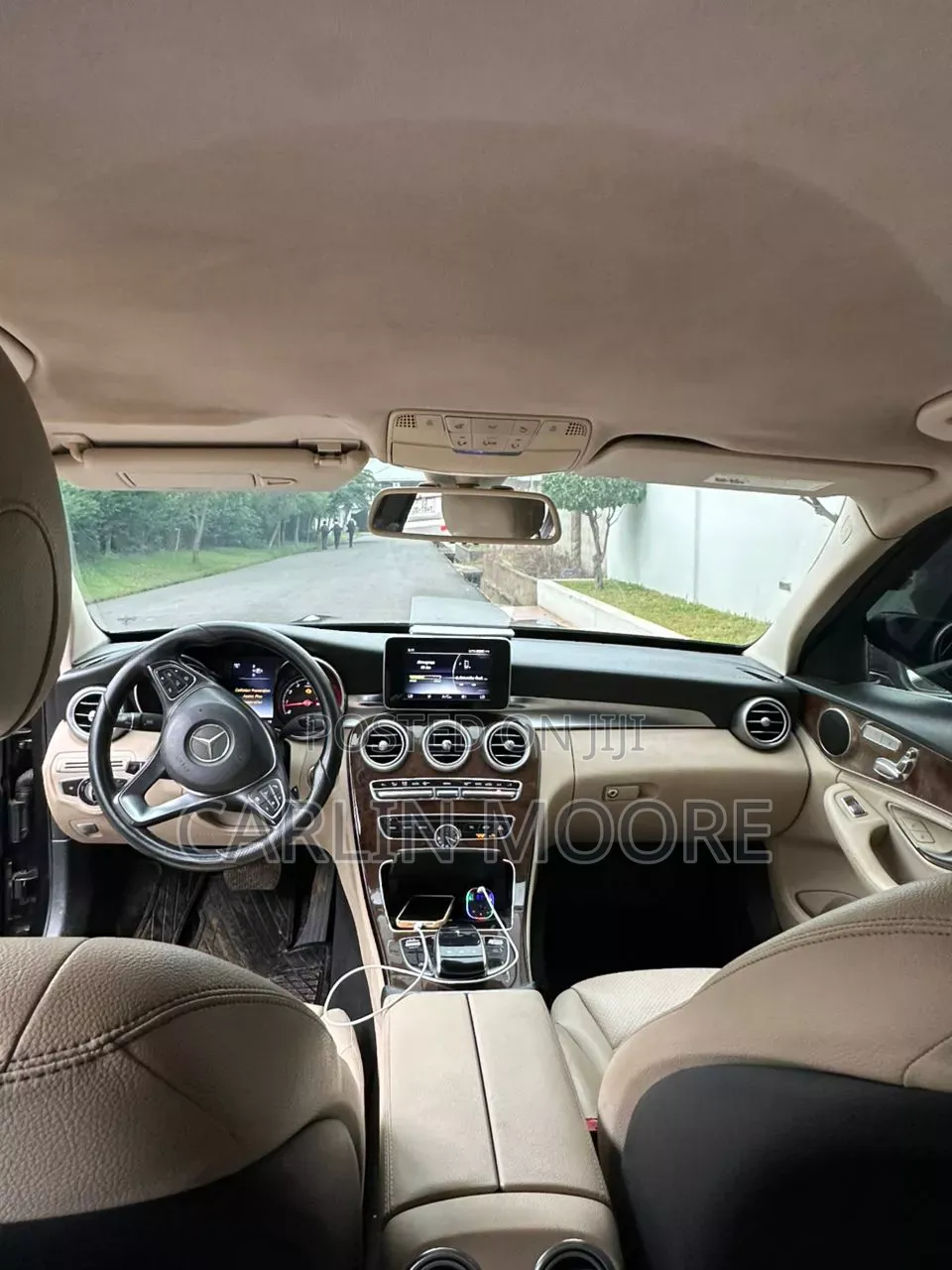 Mercedes-Benz C300 2016 Black