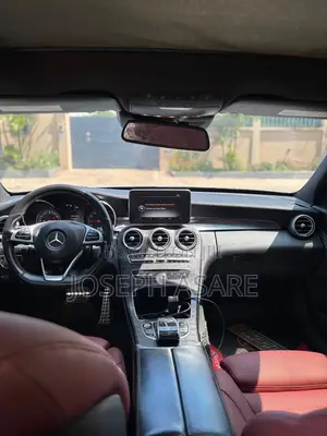 Mercedes-Benz C300 2016