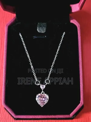 Stunning Ladies Necklaces for Her