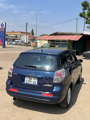 Toyota Matrix Hatchback AWD (1.8L 4cyl 4A) 2006 Blue