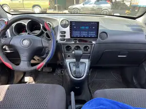 Toyota Matrix Hatchback AWD (1.8L 4cyl 4A) 2006 Blue