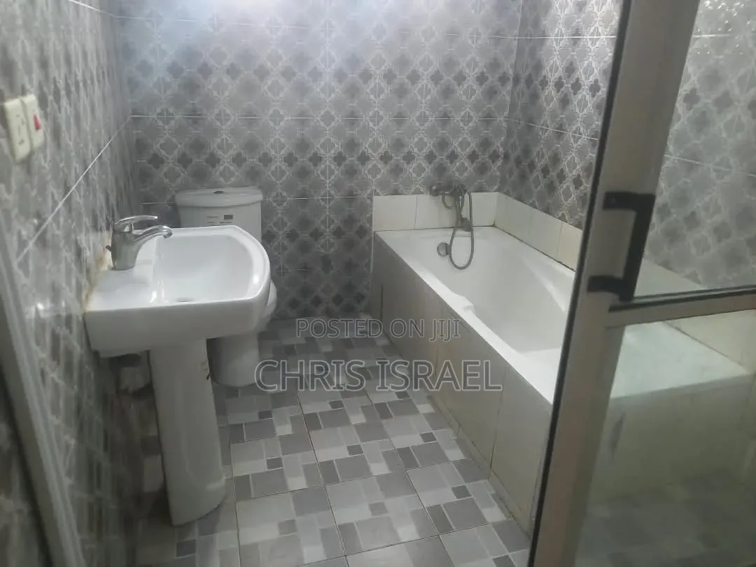 2bdrm Apartment in Appolonia Taxi Rank for rent