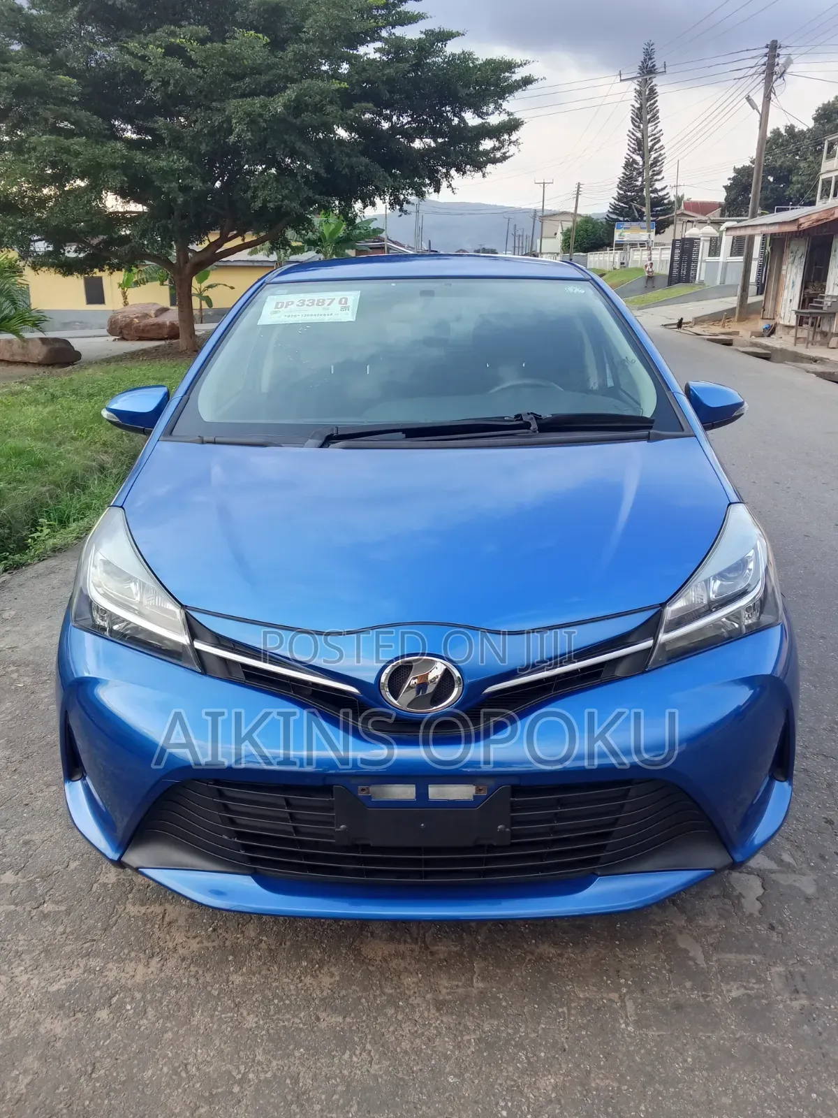 Toyota Vitz 1.3 AWD 5dr 2015 Blue
