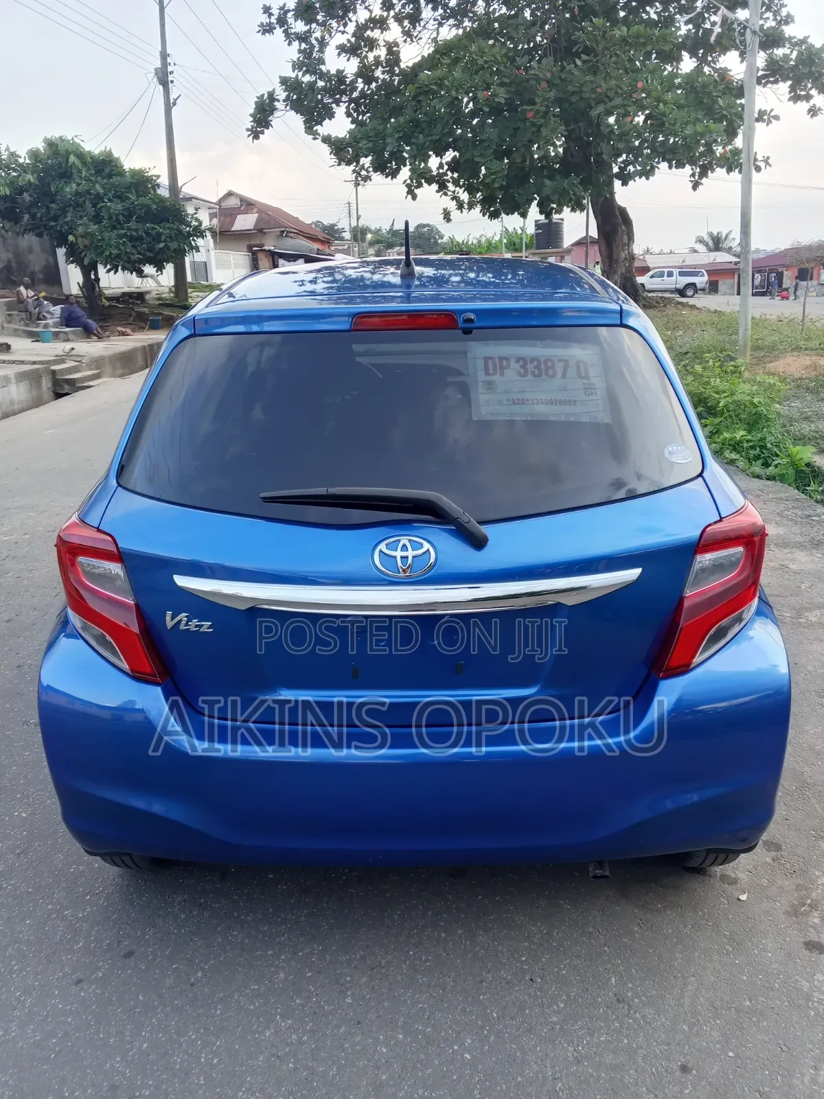 Toyota Vitz 1.3 AWD 5dr 2015 Blue