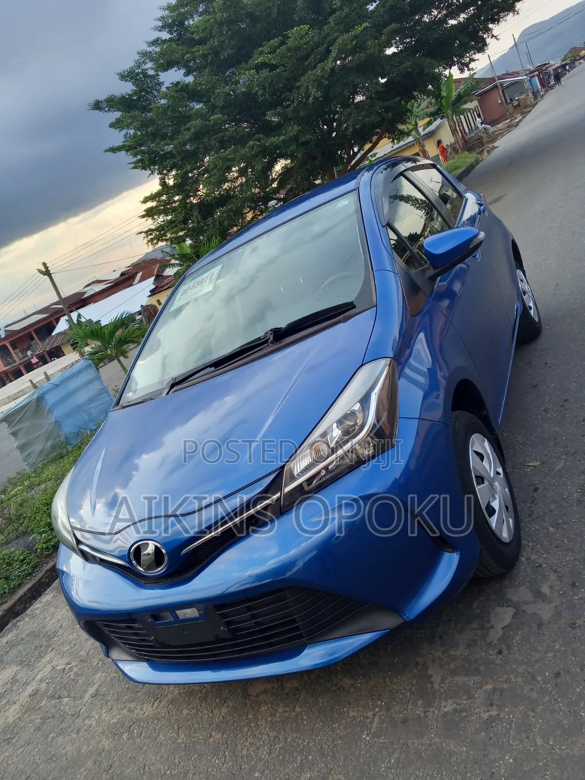 Toyota Vitz 1.3 AWD 5dr 2015 Blue