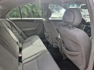 Mercedes-Benz C180 2003 Burgundy