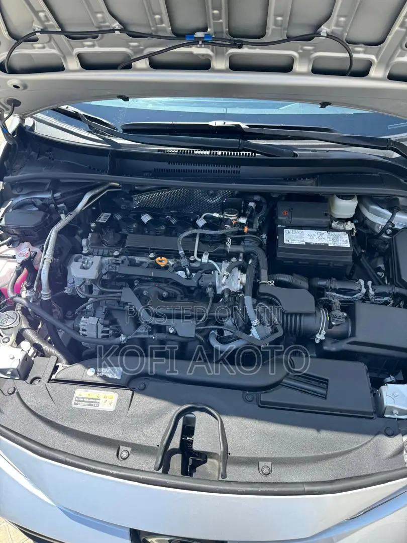 Toyota Corolla Hybrid LE 2025 Gray