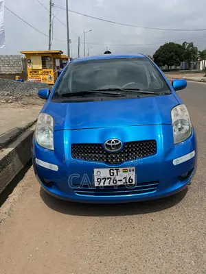 Toyota Yaris 2010 Blue
