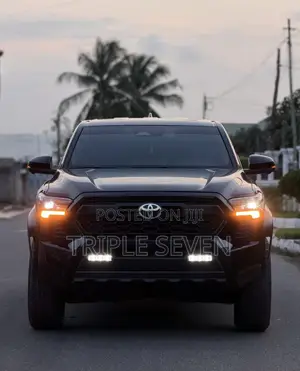 Toyota Tacoma 2024 Black
