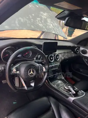 Mercedes-Benz C300 Sport 4Matic Sedan AWD (2.0L 4cyl 7A) 2017 White